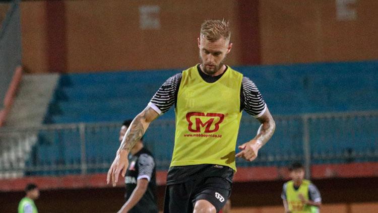 Gelandang bertahan anyar Madura United Jacob Pepper.
