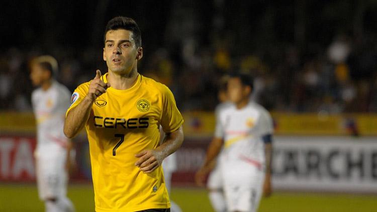 Bienvenido Maranon diminta gabung ke klub Liga 1, Persija Jakarta usai timnya saat ini Ceres-Negros dikabarkan bangkrut.