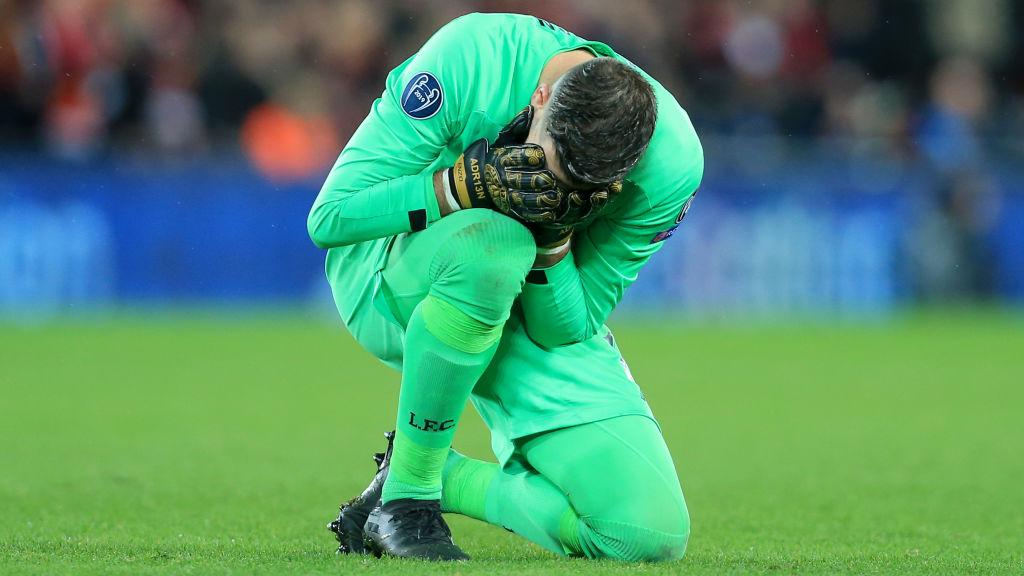 Adrian tampak kecewa di balik kekalahan Liverpool dari Atletico Madrid Copyright: Simon Stacpoole/Offside/Offside via Getty Images