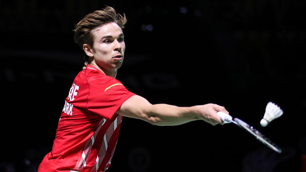 Tunggal putra asal Denmark, Rasmus Gemke, tiba-tiba memutuskan mundur dari turnamen Hylo Open 2022 yang tengah berlangsung pekan ini.