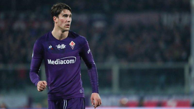 Penyerang Fiorentina, Dusan Vlahovic yang jadi incaran Arsenal.
