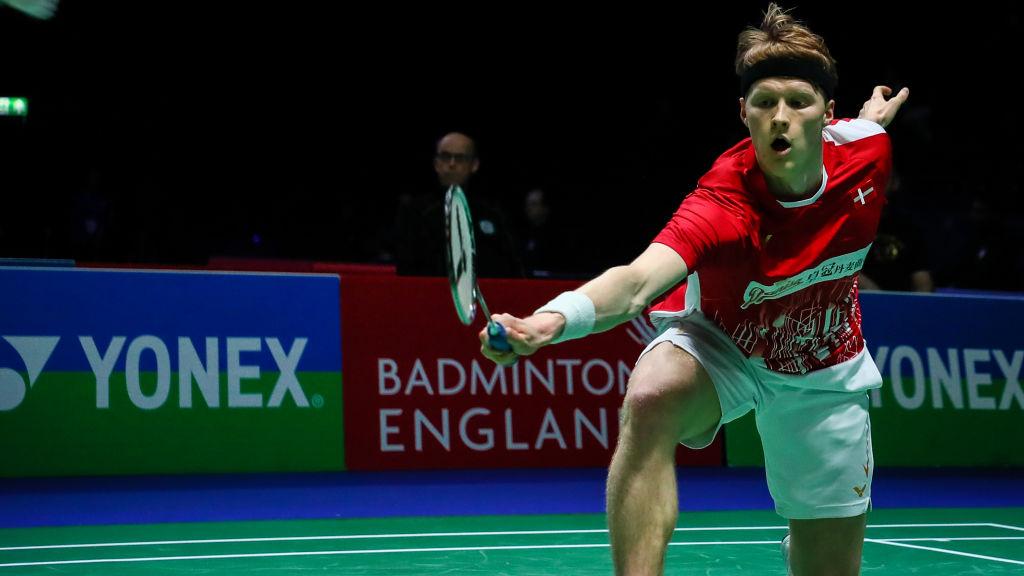 Pebulutangkis asal Denmark, Anders Antonsen, langsung makan enak usai kekalahannya di final Indonesia Masters 2021, Minggu (21/11/21). - INDOSPORT