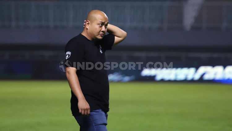 Manajer Persita, I Nyoman Suryanthara soal penundaan Liga.