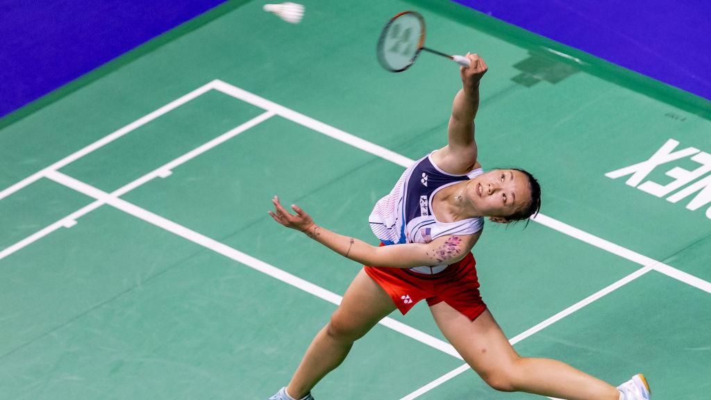 Zhang Beiwen, pebulutangkis asal Amerika Serikat, yang baru saja juara Australia Open 2023. Foto: Yu Chun Christopher Wong/Eurasia Sport Images/Getty Images.