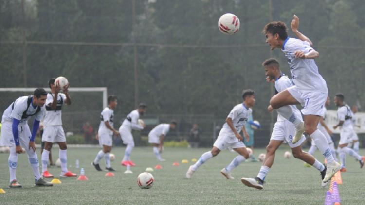 Persib berlatih di Lapangan Inspire Arena, Kabupaten Bandung Barat, Jumat (20/03/2020).