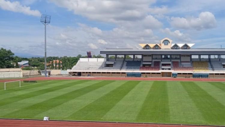 Rumput Stadion Kebondalem, Kendal yang telah direnovasi manajemen PSIS.