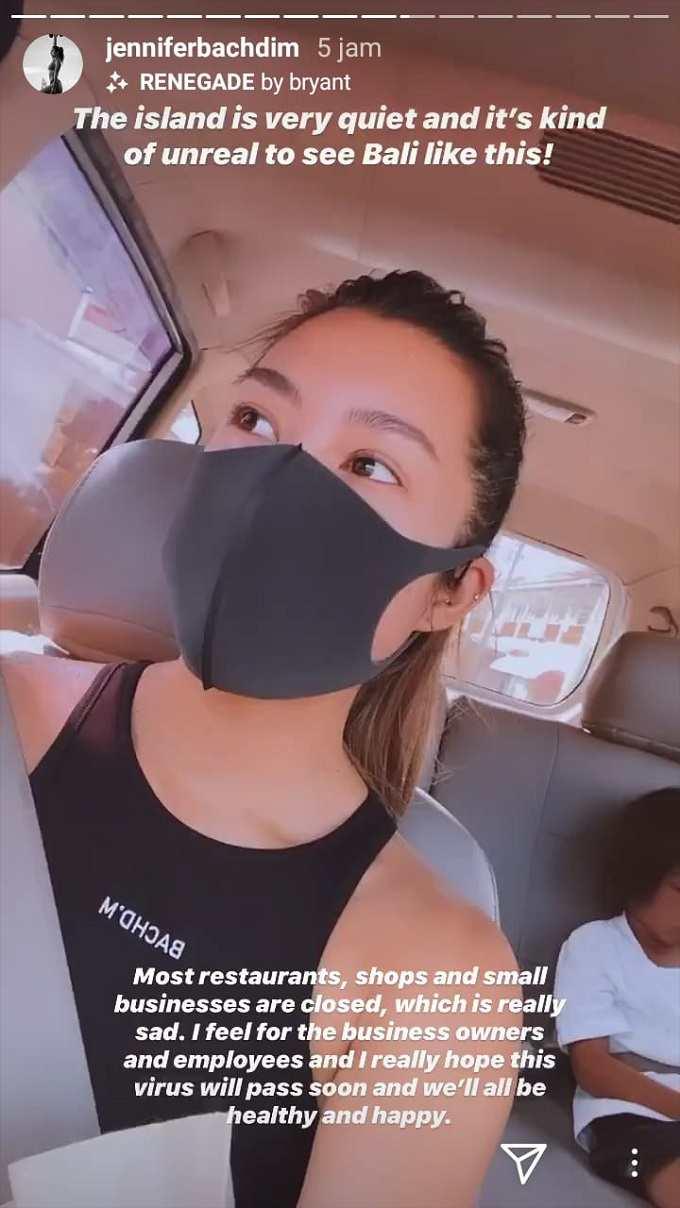 Jennifer Bachdim mengaku prihatin melihat kondisi Bali saat ini. Copyright: Instagram @jenniferbachdim