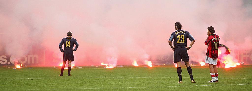 Marco Materazzi dan Rui Costa Copyright: Mike Hewitt/Getty Images