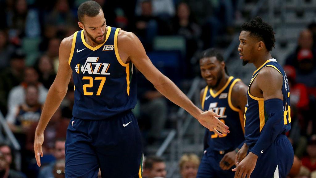 Bintang Utah Jazz, Rudy Gobert (kiri) menjelaskan hubungannya dengan Donovan Mitchell (kanan) yang dilaporkan memburuk karena virus Corona.