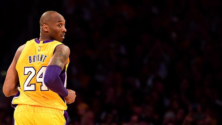SEpanjang kariernya bersama LA Lakers, Kobe Bryant mampu mencetak 33.643 poin.