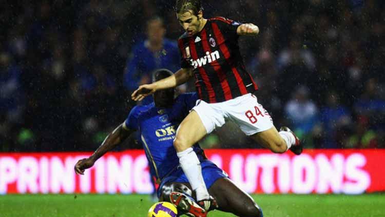 Mantan pemain AC Milan, Mathieu Flamini membuka kemungkinan bergabung tim Serie B, Brescia dengan status bebas transfer.