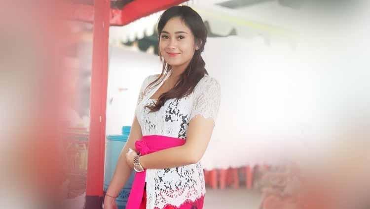 Komang Gita, Istri Gede Sukadana. Copyright: Instagram@gitaurmilla