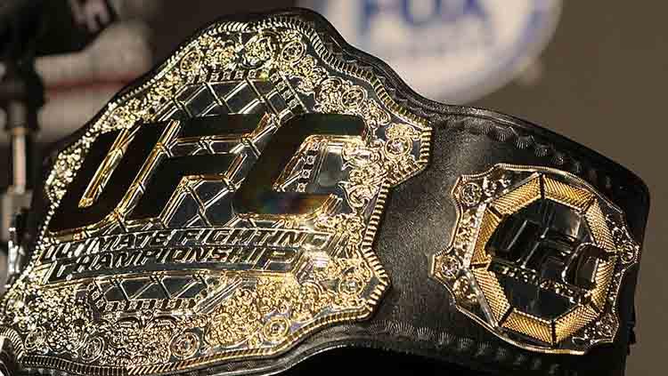 Berikut hasil pertarungan di UFC 255, di mana dua petarung yakni Deiveson Figueiredo dan Valentina Shevchenko sukses mempertahankan sabuk gelar juara. - INDOSPORT