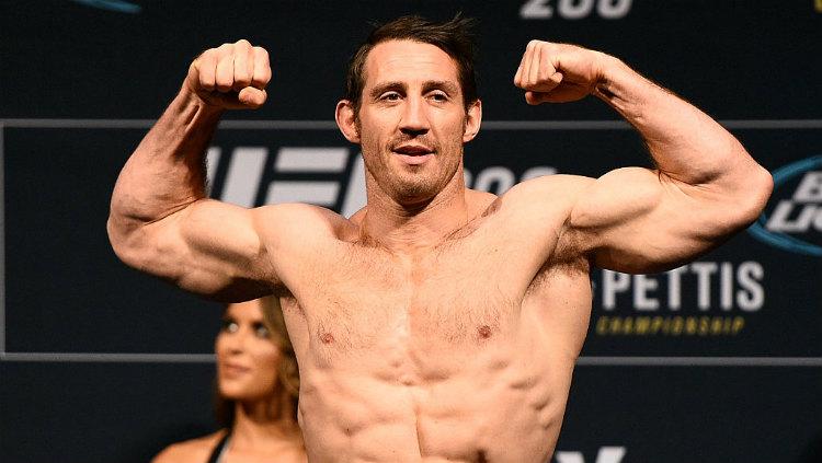Petarung Mixed Martial Arts (MMA), Tim Kennedy, yang juga seorang pasukan khusus Amerika Serikat