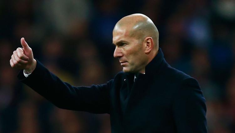 Pelatih sepak bola Real Madrid, Zinedine Zidane, mengatakan bahwa Atletico Madrid bakal menjadi juara Liga Spanyol 2020-2021 jelang big match keduanya. - INDOSPORT