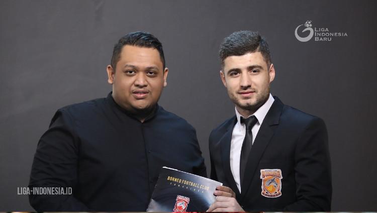 Presiden klub Liga 1 Borneo FC Nabil Husein (kiri) dan penggawa Pesut Etam Nuriddin Davronov (kanan). Copyright: liga-indonesia.id