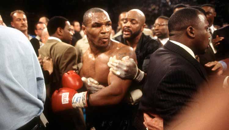 Akibatnya, Mike Tyson dikeluarkan dari arena dan didiskualifikasi oleh WBA.