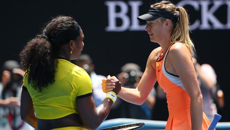 Maria Sharapova dan Serena Williams di Australia Terbuka 2016 lalu.