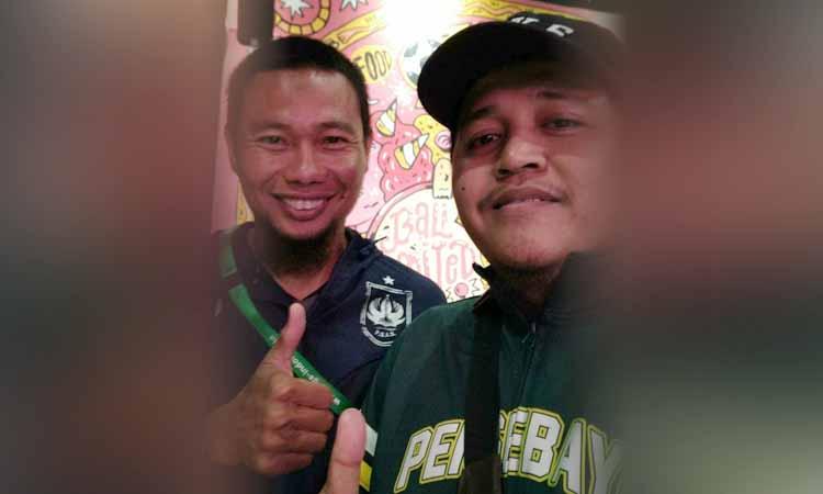 Abdul Yusuf Faisal saat berfoto bersama legenda PSIS dan Persib, M. Ridwan. Copyright: Instagram@Abdul Yusuf Faisal