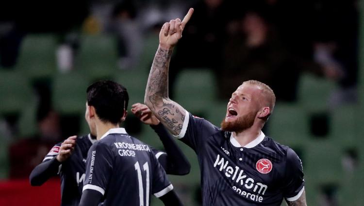 Statistik impresif Thomas Verheydt, striker Eropa yang dua kali dirumorkan bakal ke Persib dan kini sukses menggila di Liga Belanda lewat puluhan gol miliknya.