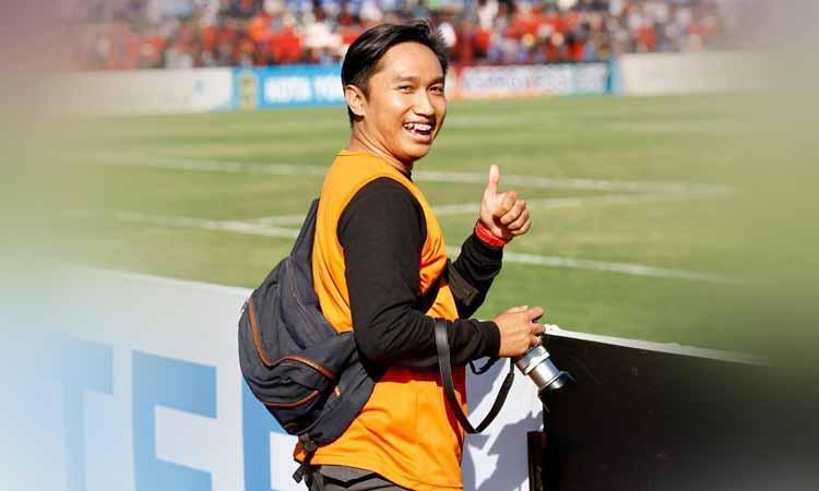 Mantan penyerang Timnas Indonesia U-17 dan PSIM Yogyakarta, FX Harminanto mengungkap momen saat memutuskan banting stir menjadi wartawan.