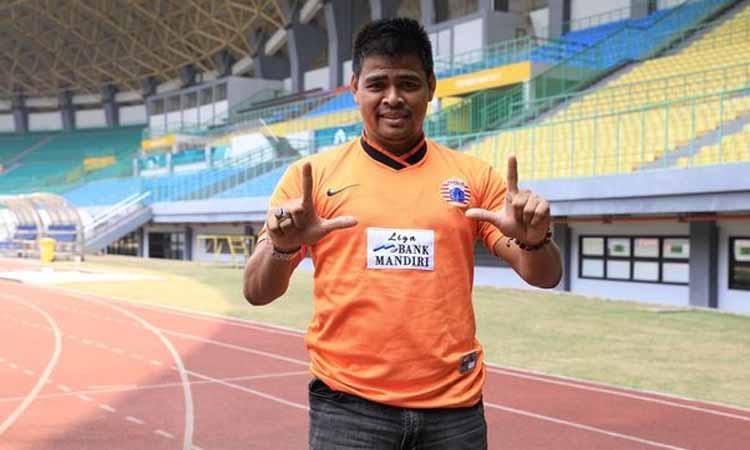 Nama Nur Alim merupakan sosok legenda bagi klub Liga 1 2020, Persija Jakarta yang bahkan memberikan kesan tersendiri bagi Jakmania.
