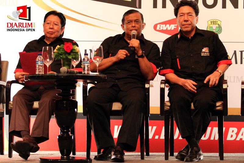 Eks Ketua Umum PBSI, Djoko Santoso, di sebuah event Djarum Badminton.