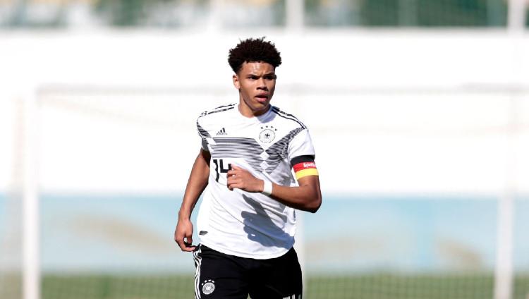 Bek Jerman U-17 Pharrell Nnamdi Collins. Copyright: Filipe Farinha/Getty Images for DFB