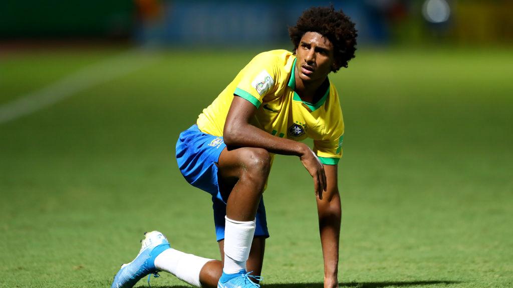 Liverpool dikabarkan tengah mengincar bintang muda Brasil berlabel The Next Neymar, Talles Magno yang saat ini baru menginjak usia 17 tahun. - INDOSPORT