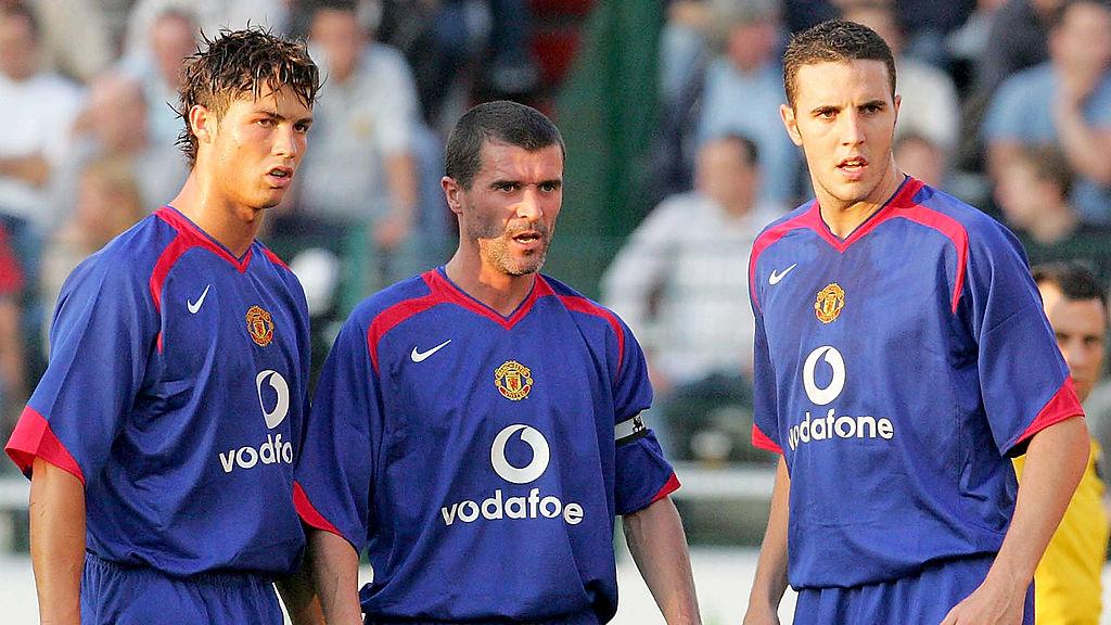 Cristiano Ronaldo, Roy Keane, dan John O'Shea saat masih membela Manchester United. - INDOSPORT