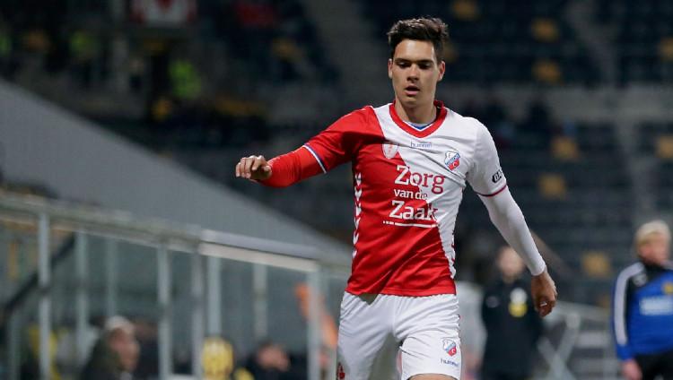 Berikut 3 pemain Timnas Indonesia yang berpotensi jadi korban, jika bintang Viking FK, Shayne Pattynama, sukses menjalani proses naturalisasi. Foto: Etienne Zegers/Soccrates/Getty Images