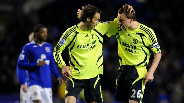 Bek legendaris Chelsea, John Terry dan Ricardo Carvalho.