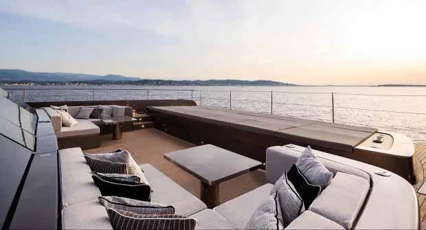 Rafael Nadal membayar £ 4,5 juta untuk kapal pesiar pada 2019. Copyright: thesun/Sunreef Yachts