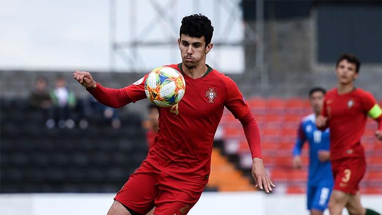 Tomas Araujo Wonderkid Portugal Yang Jadi Asa Ac Milan Hapus Kutukan Indosport