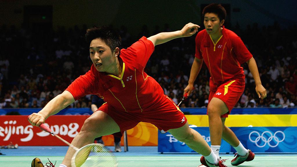 Yu Yang (depan) saat masih aktif sebagai ganda putri China bersama Du Jing