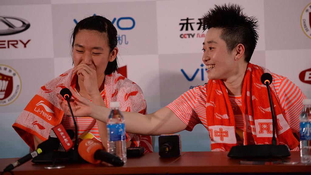 Yu Yang (kanan) saat berpasangan dengan Tang Yuanting Copyright: Visual China Group via Getty Images