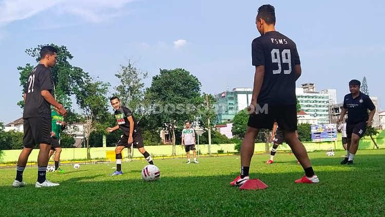 Skuat klub Liga 2 PSMS Medan kembali menggelar latihan setelah dua bulan lebih diliburkan. - INDOSPORT