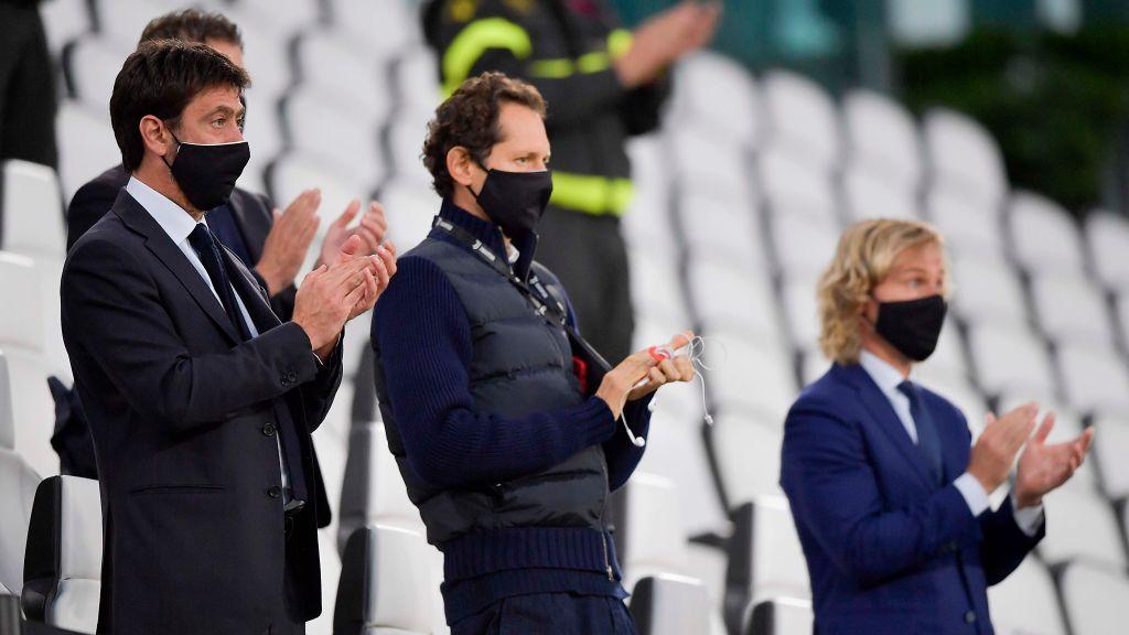Presiden Juventus Andrea Agnelli, ditemani John Elkann dan Pavel Nedved di semifinal Coppa Italia melawan AC Milan