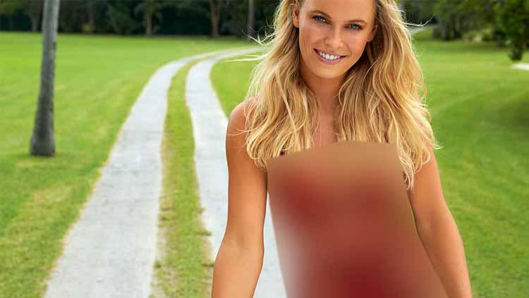 Caroline Wozniacki, mantan pemain tenis yang melakukan sesi foto dengan bodypainting Copyright: twitter.com/SI_Swimsuit