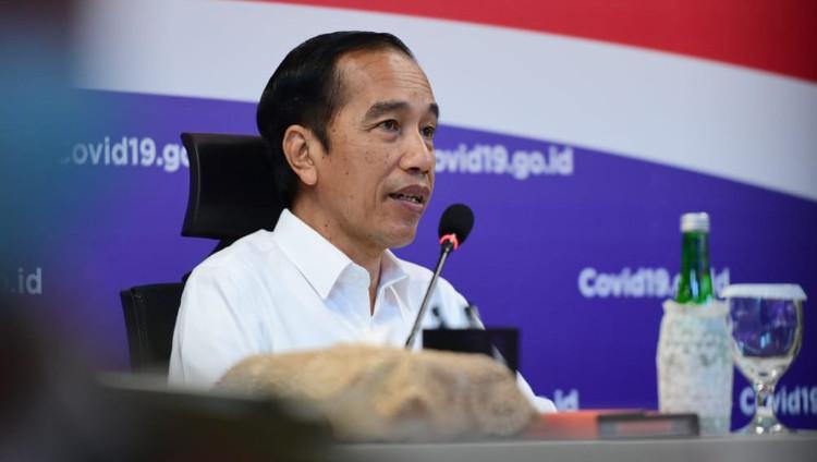 Presiden Republik Indonesia Joko Widodo (Jokowi), minta pemkot Yogyakarta habiskan Stok Dosis Vaksin Covid-19. - INDOSPORT