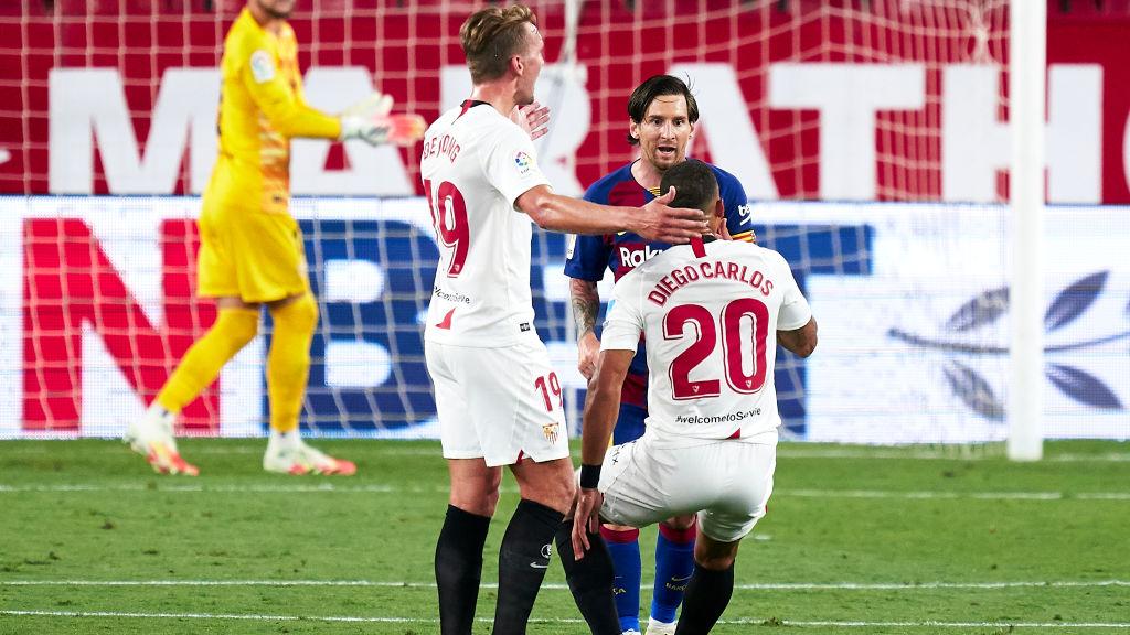 Lionel Messi murka kepada Diego Carlos dalam laga Sevilla vs Barcelona dalam lanjutan kompetisi LaLiga Spanyol pada pekan ke-30.