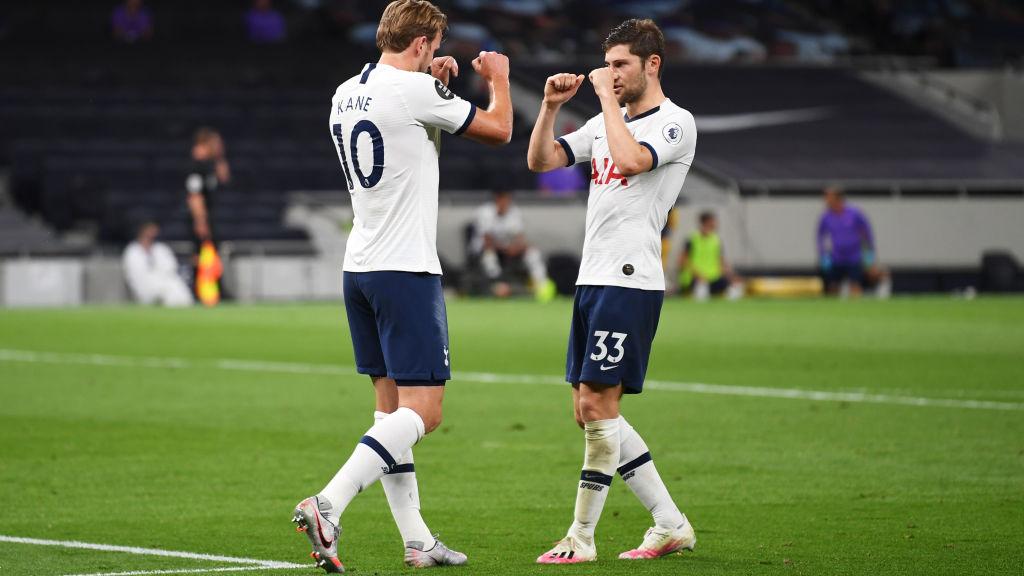 Mantan pemain Tottenham Hotspur, Jermaine Jenas menilai bahwa mantan klubnya tersebut memiliki pola permainan yang mudah ditebak - INDOSPORT