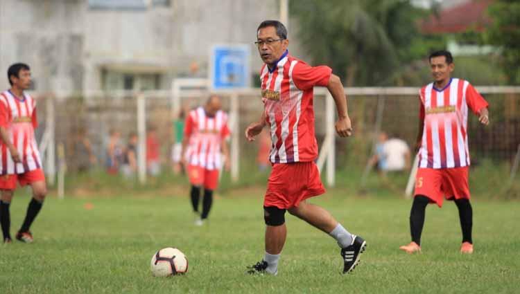 Eks pelatih Arema FC, Aji Santoso, saat berlaga bersama PS Gajayana.