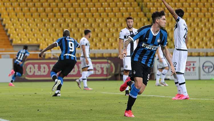 Sempat tertinggal dari tuan rumah Parma, Inter Milan membalikkan keadaan dan meraih kemenangan dalam lanjutan pekan ke-28 Serie A Italia, Senin (29/06/20).