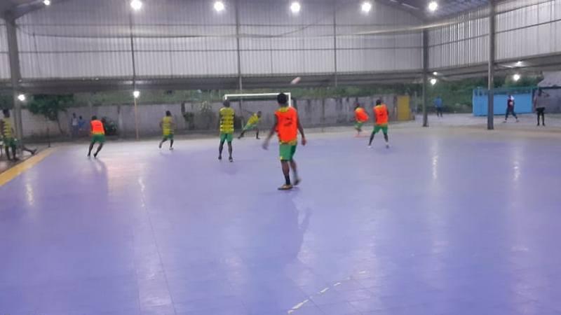 Skuat PSBS Biak saat menggelar latihan di Lapangan Futsal