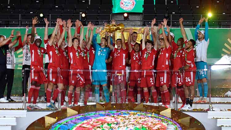 Bayern Munchen kini sudah mengoleksi dua gelar juara di musim 2019/20, yakni Bundesliga dan DFB Pokal.