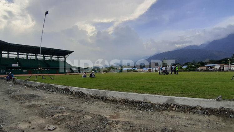Lapangan Softball PON XX Papua yang dibangun di kompleks AURI Sentani, Kabupaten Jayapura.