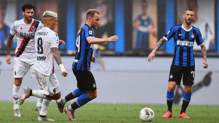 Berikut rekap hasil pertandingan ajang Liga Italia 2019-20 yang menghadirkan Inter Milan menelan kekalahan dan Napoli sukses geser AC Milan. - INDOSPORT