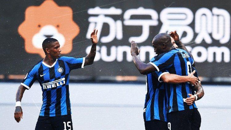 Sukses menjuarai Serie A Italia musim ini, bek sayap Inter Milan, Ashley Young, mengklaim dirinya membuat keputusan tepat dengan meninggalkan Manchester United. - INDOSPORT