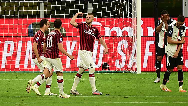 Gagal memboyong sejumlah nama, AC Milan siap memborong 3 pemain sekaligus dari PSG. Siapa saja para pemain yang akan tersingkir dengan kehadiran trio itu?